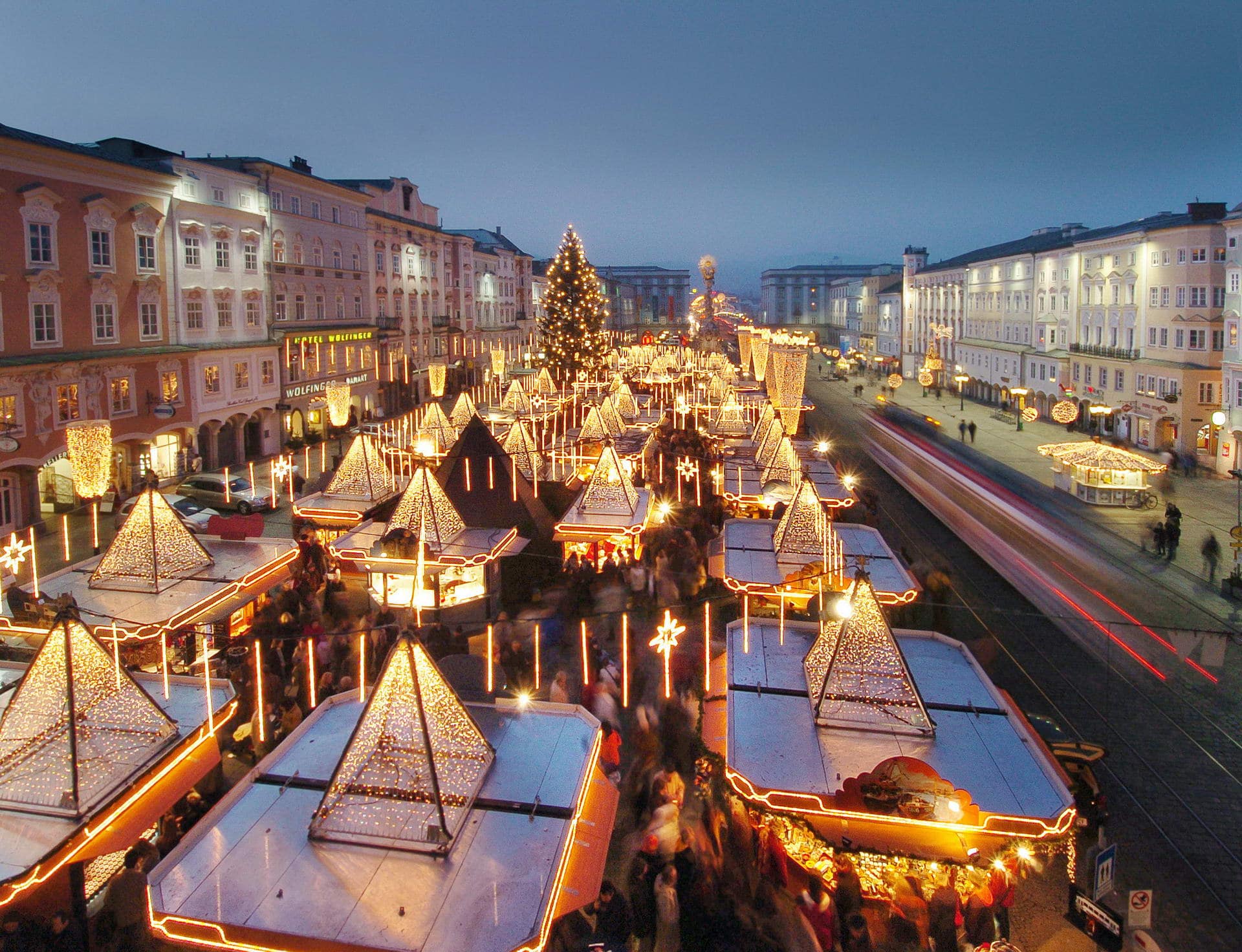 Linzer Christkindlmarkt am Hauptplatz