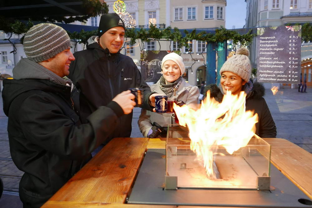 Punschen am Hauptplatz