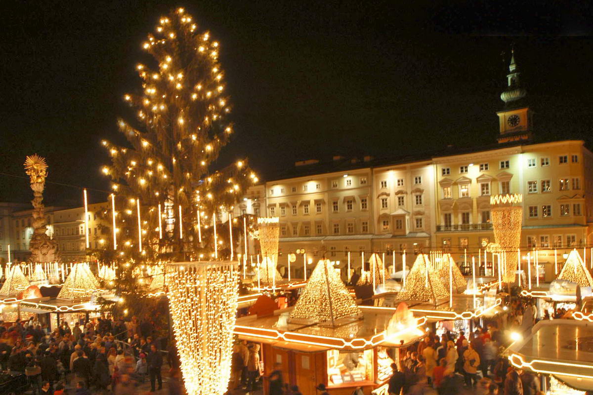 Christkindlmarkt Linz Christbaum