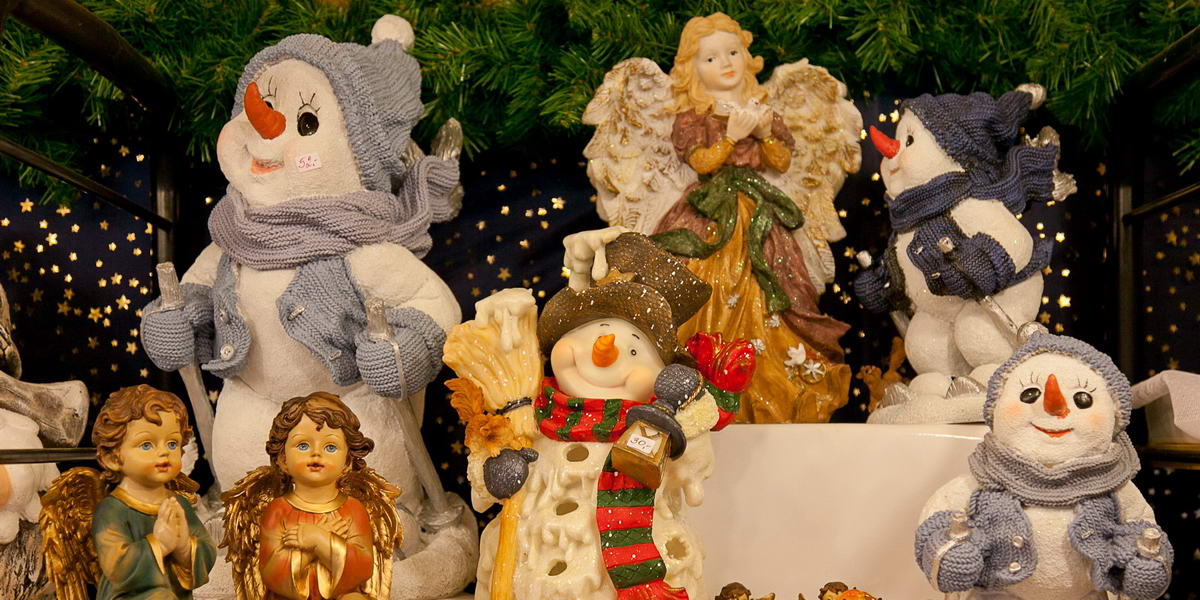 Weihnachtsmarkt Linz Schneemänner